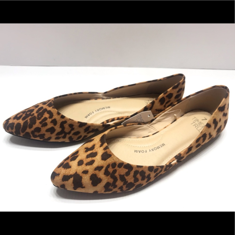 NEW Time and Tru Memory Foam Womens Leopard Flats